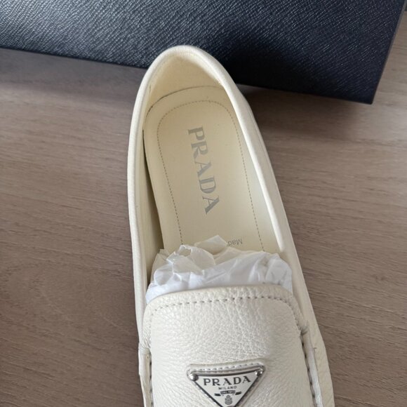 NWT Prada Men's Slip-on Loafers White Leather Logo Plaque Sz 7 - Picture 7 of 11